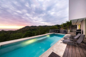 Private pool, Oceanview and Jungle all around - VILLA #10 DE LAS MARIPOSAS